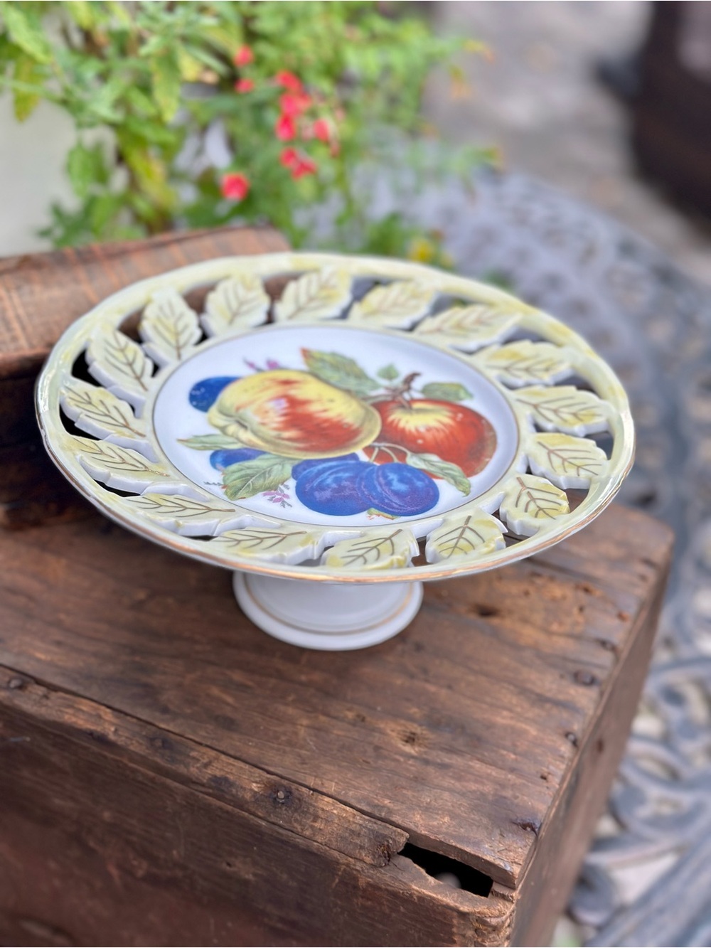 Vintage Royal Halsey Fruit Pedestal Compote Cake Stand
